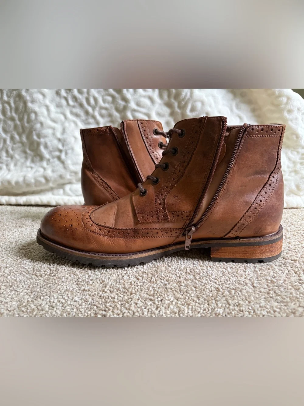 Steve Madden Tan Leather Chukka Wingtip Boots